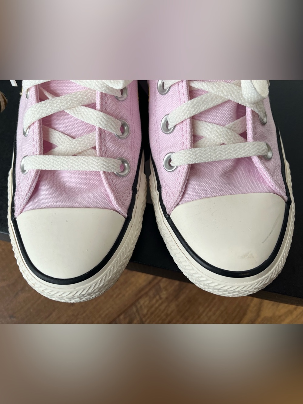 Converse Chuck Taylor All Star Embroidered Florals - Women’s size 7 - Picture 8 of 11